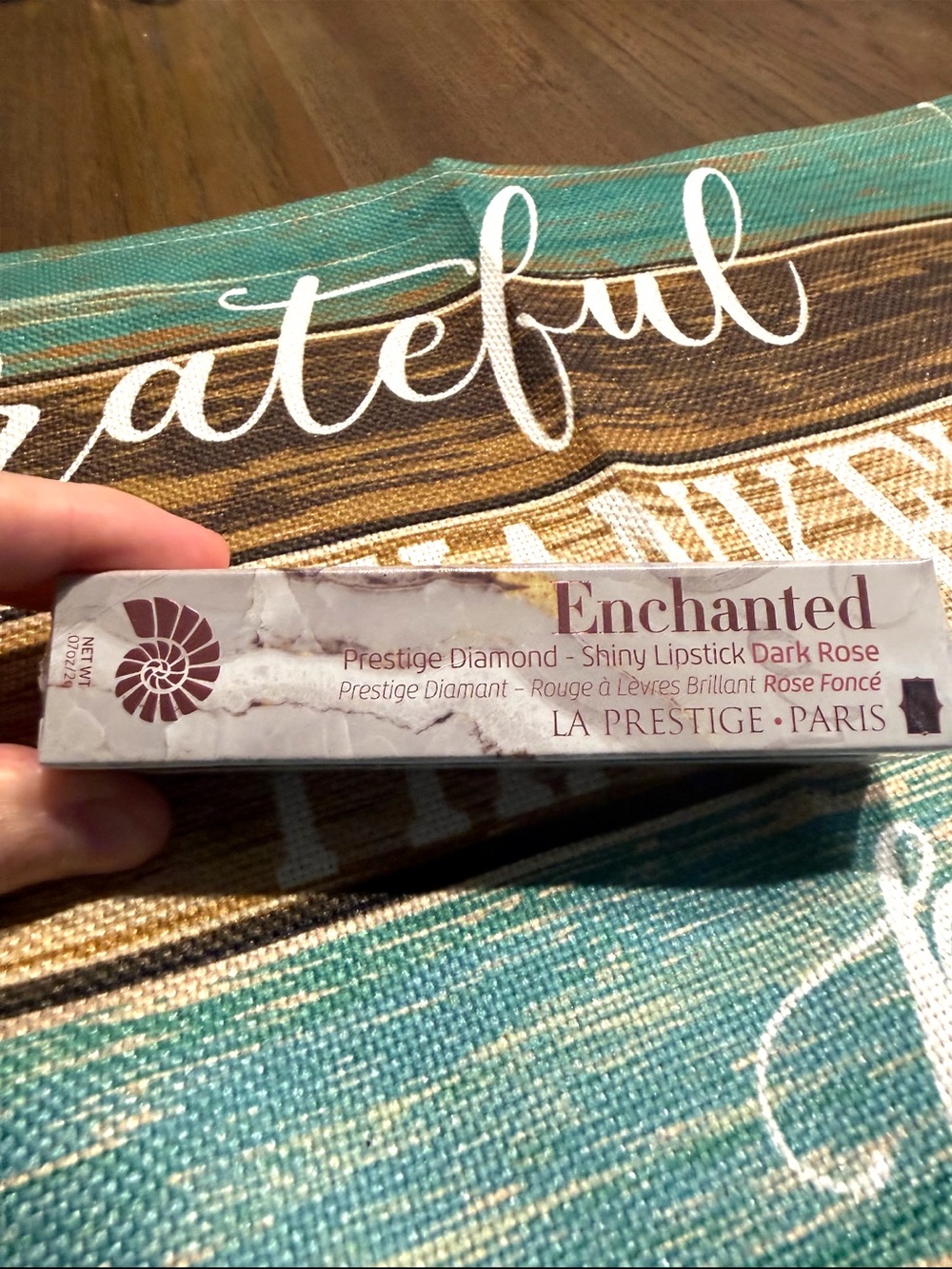 Enchanted Prestige Diamond Shiny Lipstick - Dark Rose